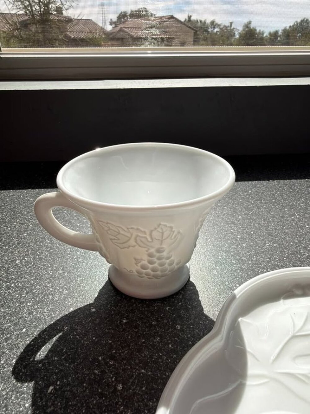 Vintage White Milk Glass Snack Set – 4 Cups & 4 Grape Pattern Plates - Picture 7 of 8
